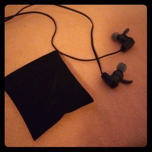 Black Bluetooth workout headphones